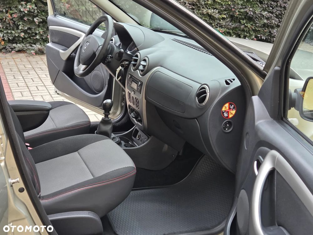 Dacia Duster 1.5 dCi Laureate - 16