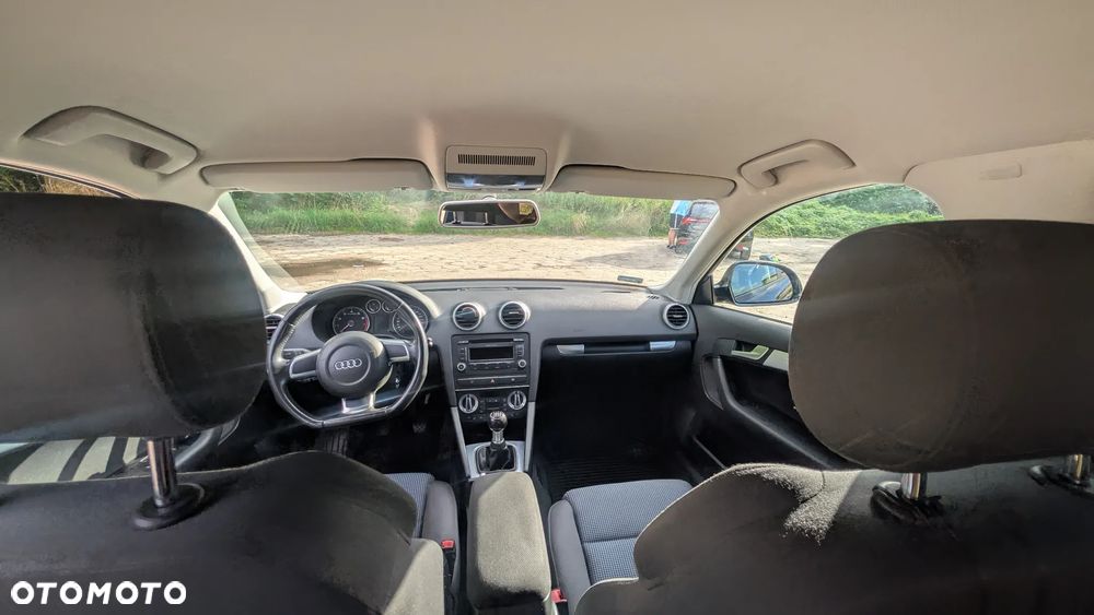 Audi A3 Sportback 1.8 TFSI Ambiente - 7