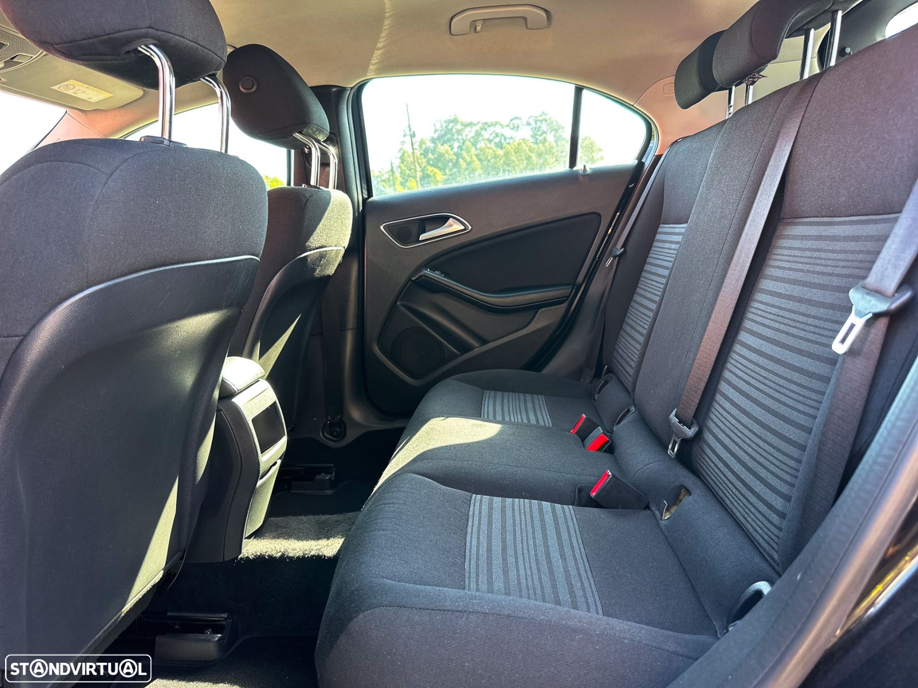 Mercedes-Benz A 180 CDi BlueEfficiency - 13