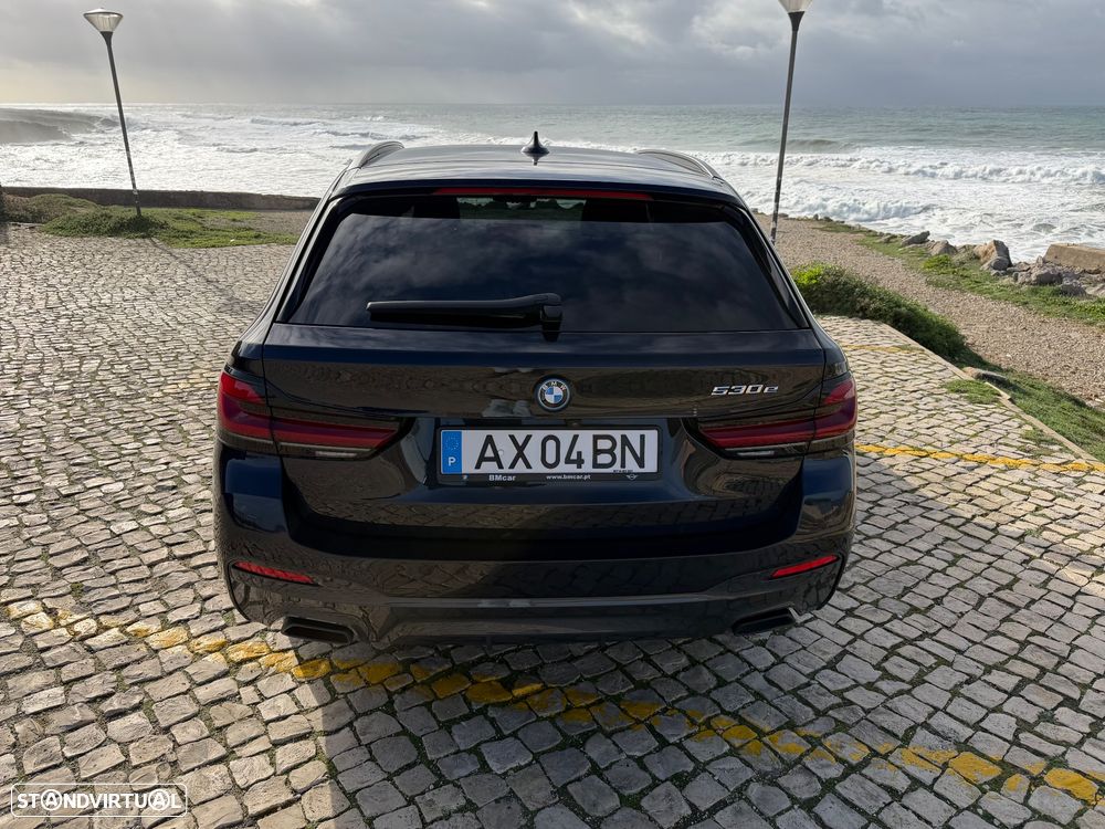 BMW 530 e Pack Desportivo M - 2