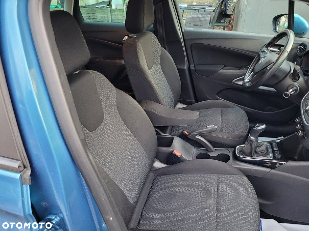 Opel Crossland X - 15
