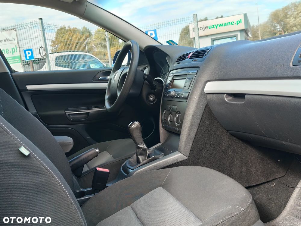 Skoda Octavia 1.6 FSI Classic - 20