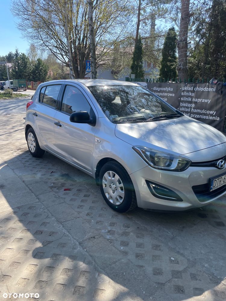 Hyundai i20 1.25 Classic + - 14