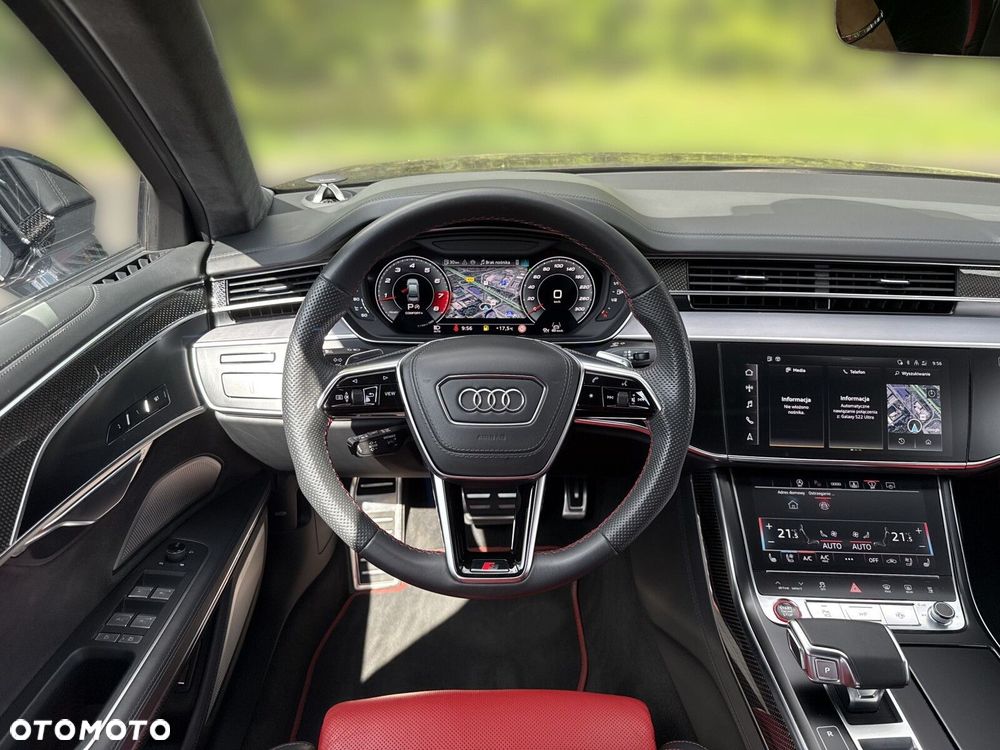 Audi S8 - 11