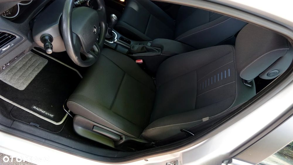 Renault Megane 1.6 16V 100 Expression - 4