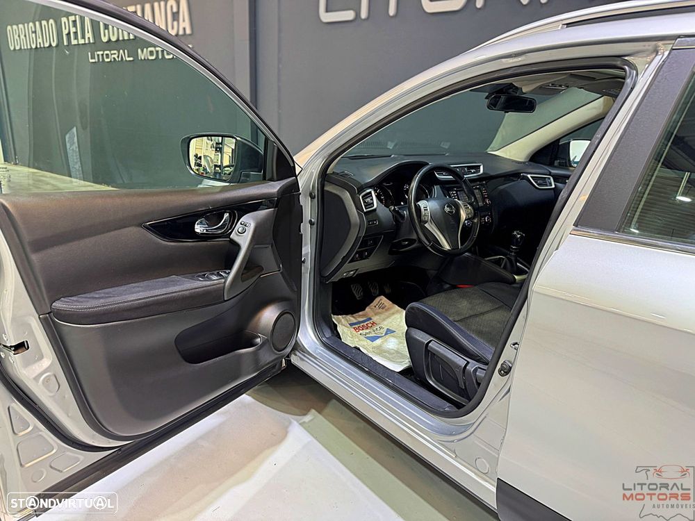 Nissan Qashqai 1.5 dCi N-Connecta - 14