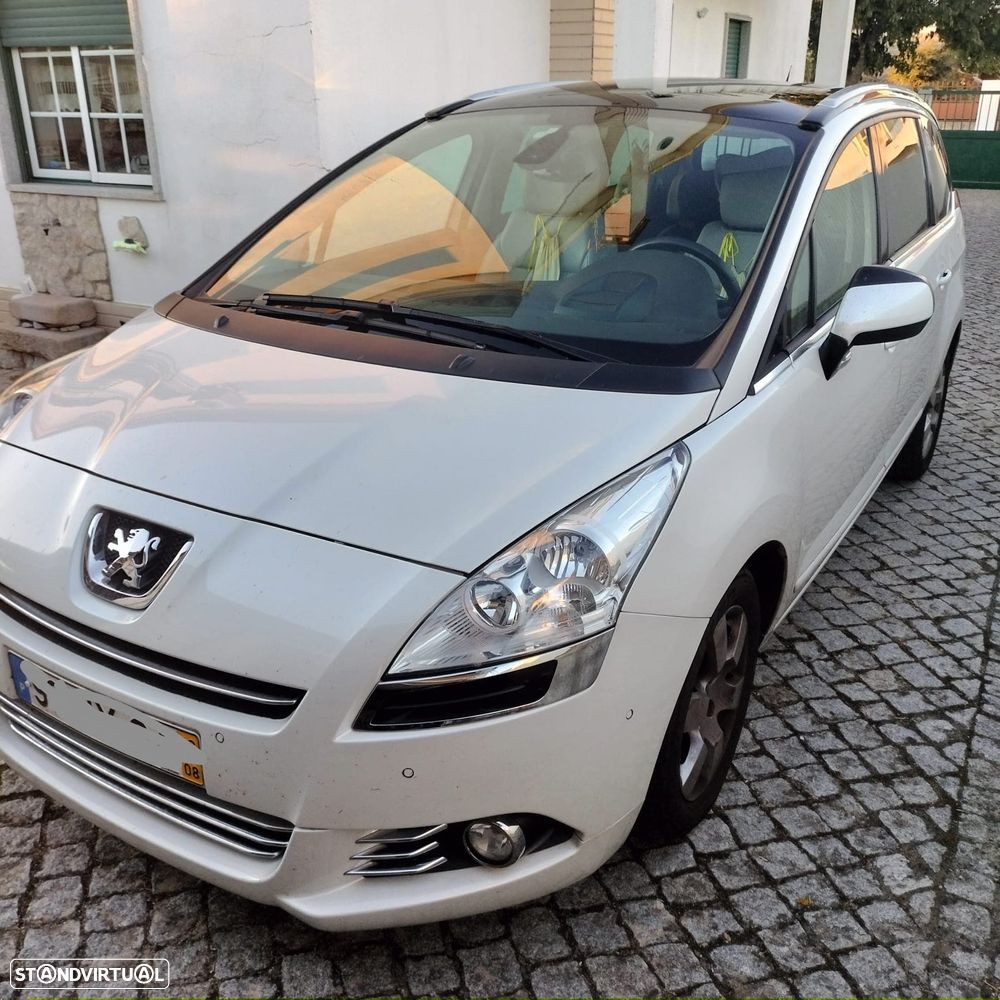 Peugeot 5008 1.6 E-HDi 7L Allure 2-Tronic J17 - 3