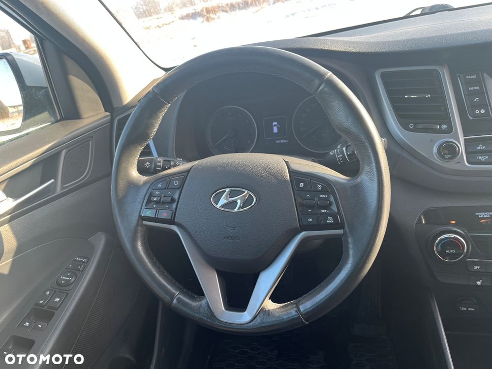 Hyundai Tucson 1.6 GDI BlueDrive Classic 2WD - 11