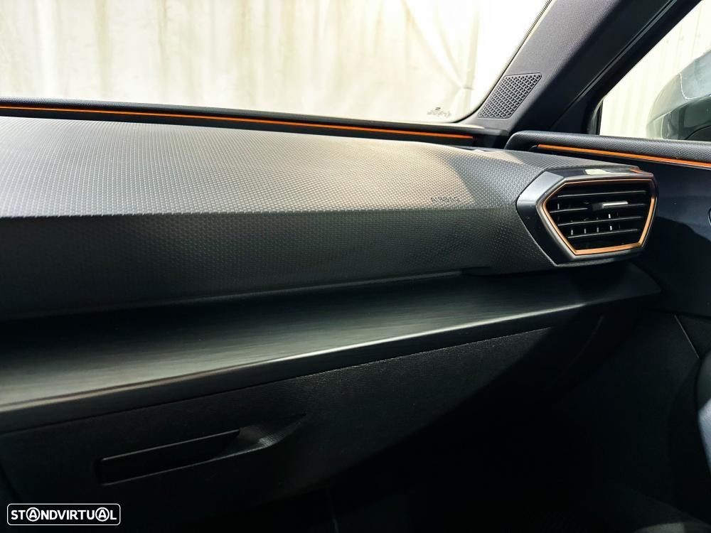 Cupra Leon ST 1.4 e-Hybrid DSG - 38
