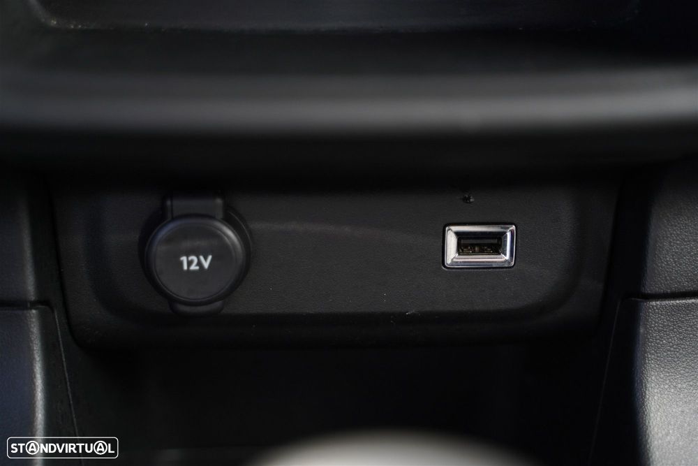 Citroën C3 1.2 PureTech C-Series - 21