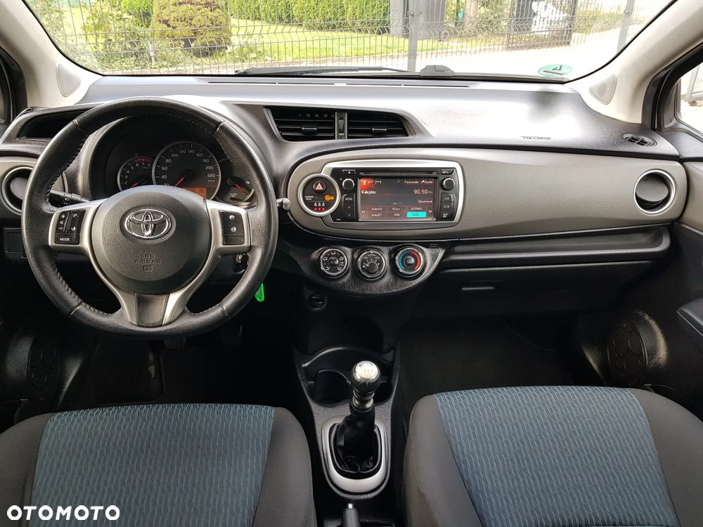 Toyota Yaris - 13