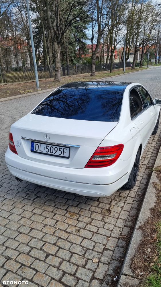 Mercedes-Benz Klasa C 180 (BlueEFFICIENCY) Avantgarde - 10