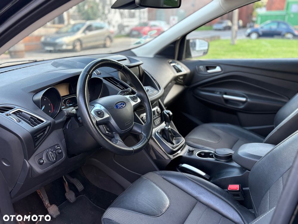 Ford Kuga - 17