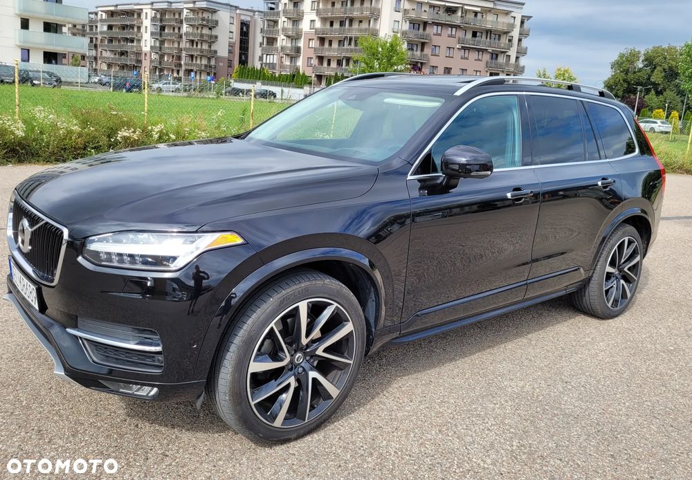 Volvo XC 90 - 1