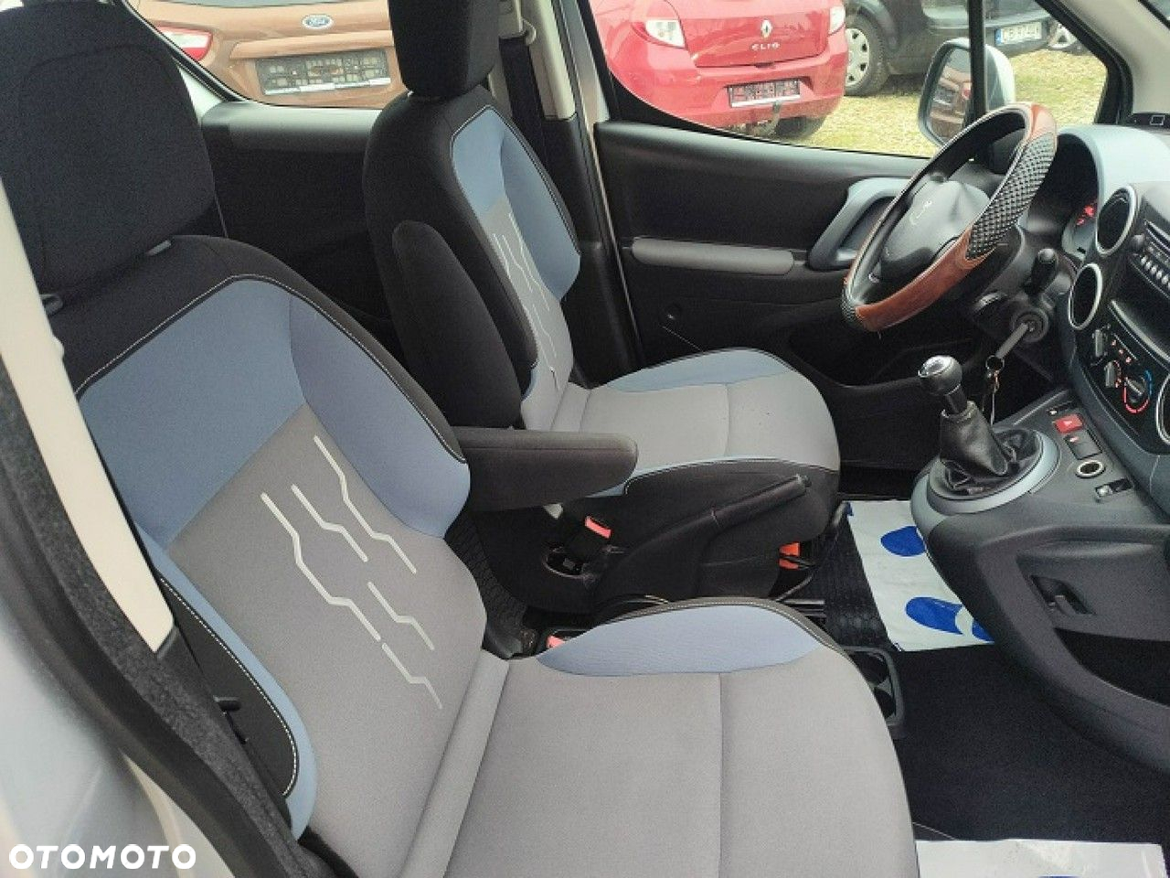 Peugeot Partner - 12
