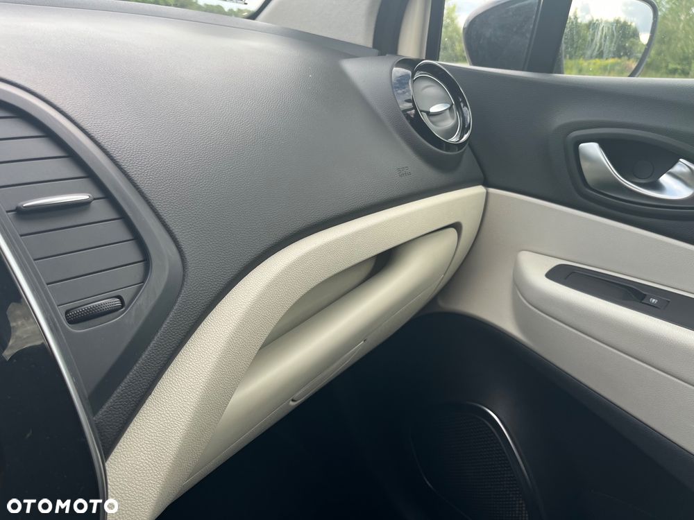 Renault Captur - 19