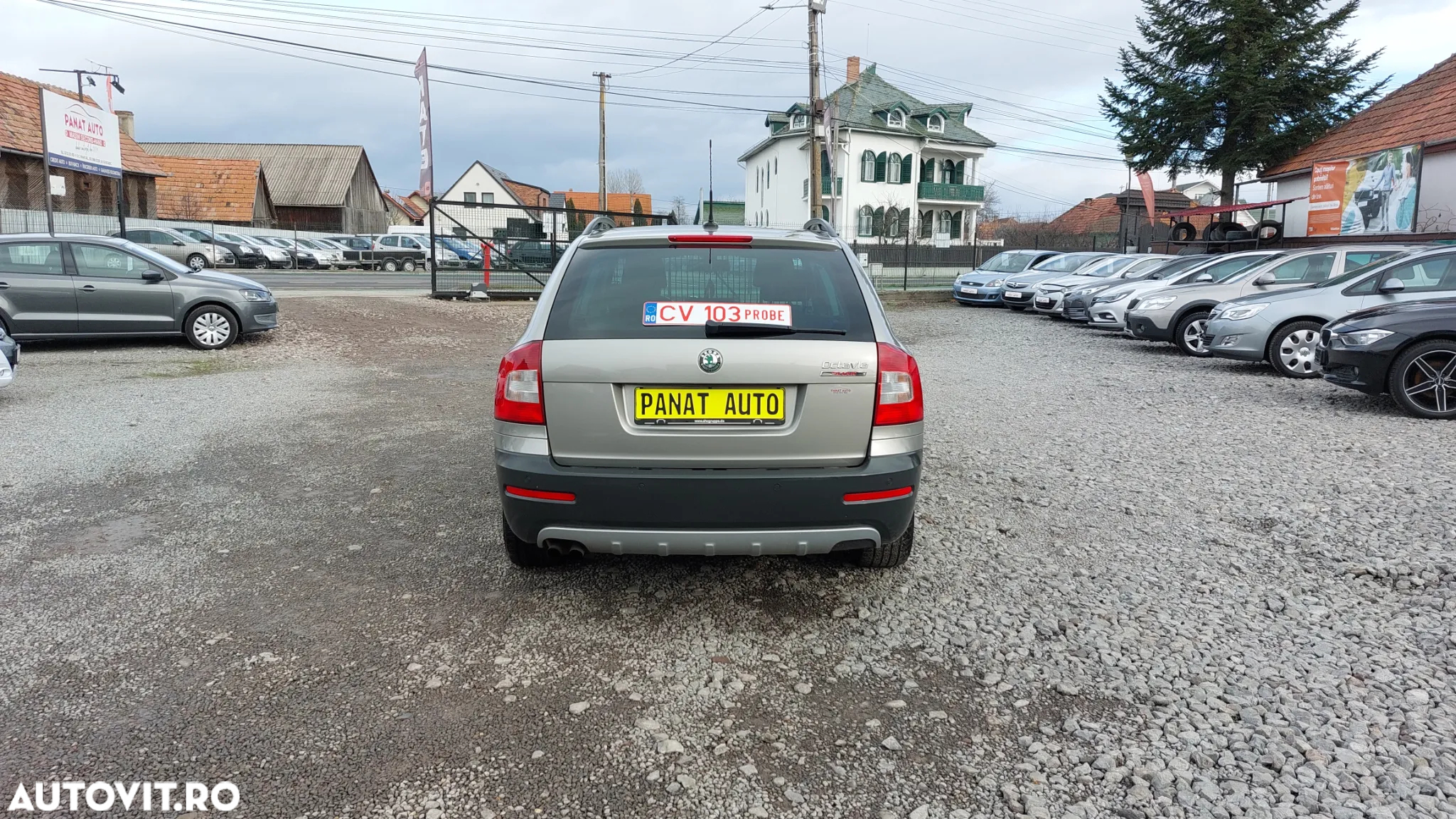 Skoda Octavia Combi 2.0 TDI DPF Scout 4x4 - 7