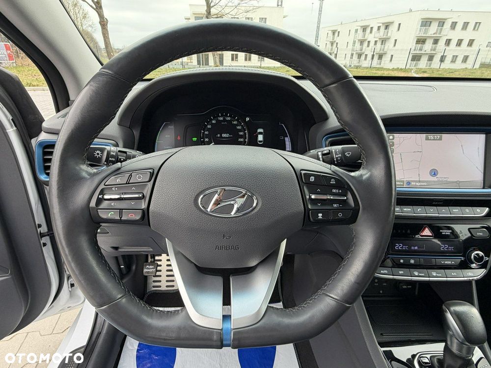 Hyundai IONIQ - 23