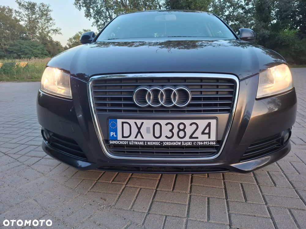 Audi A3 Sportback 1.6 Ambiente - 12