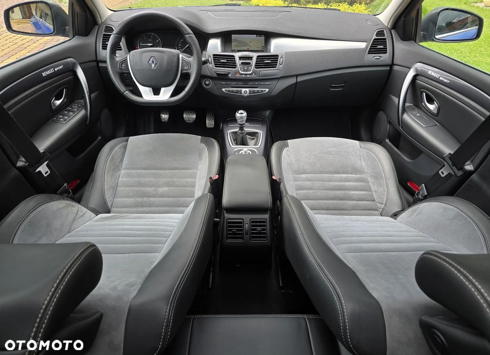 Renault Laguna 2.0 dCi Bose Edition - 16