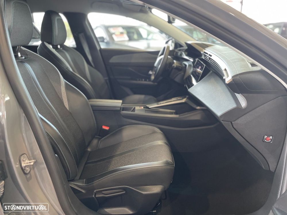 Peugeot 308 SW 1.6 Hybrid Allure Pack e-EAT8 - 26