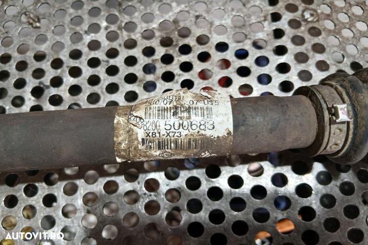 Planetara fata dreapta 8200500683 2.0D M9R 8200500683 2.0D M9R Renaul - 3