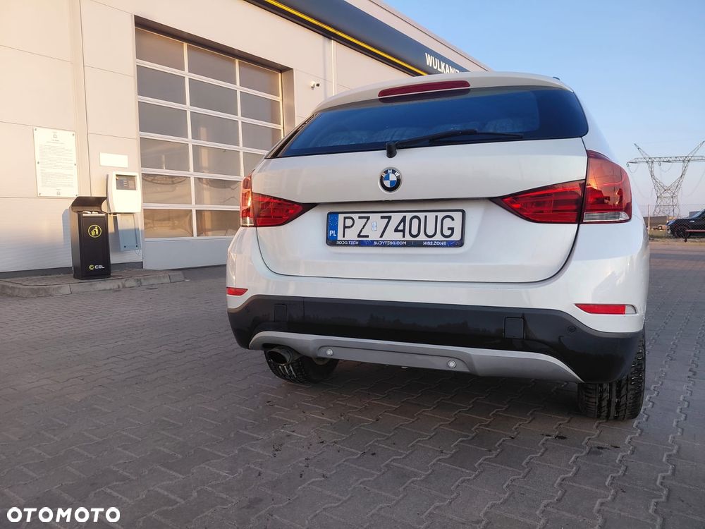 BMW X1 xDrive18d - 16