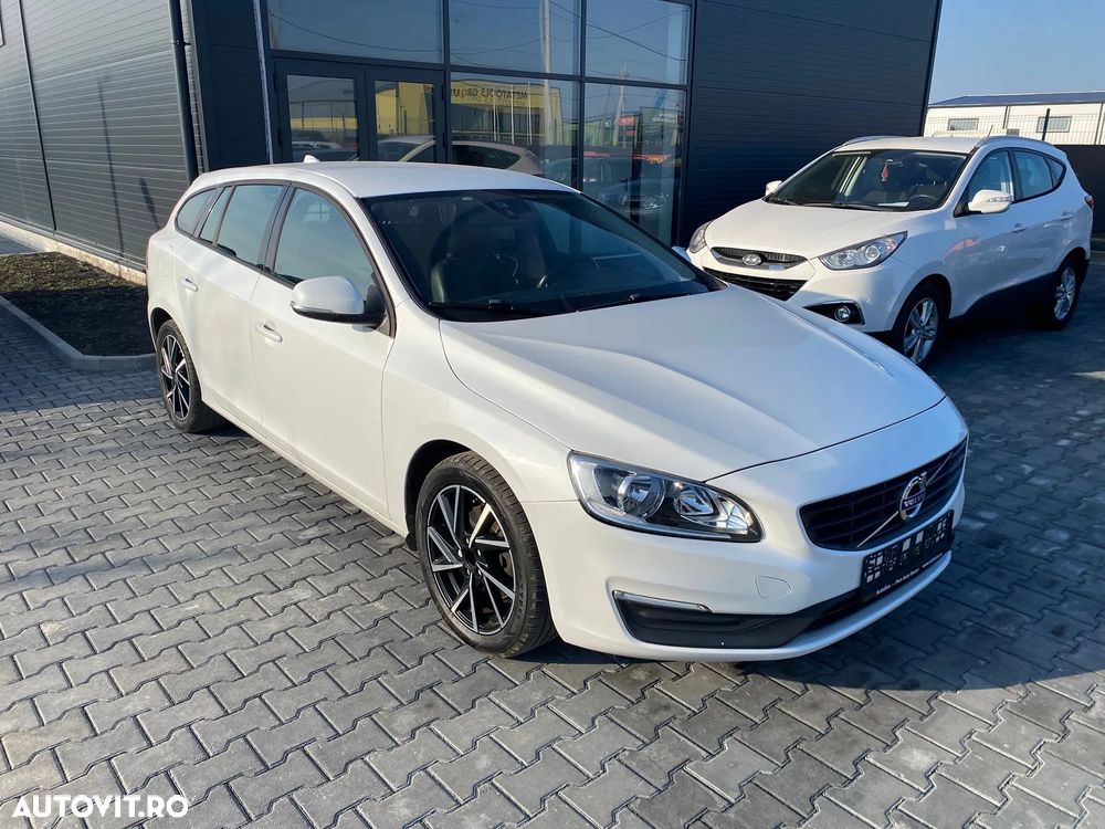 Volvo V60 D3 Kinetic - 2