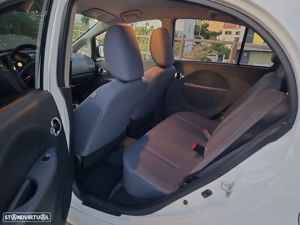 Peugeot iOn Standard - 8