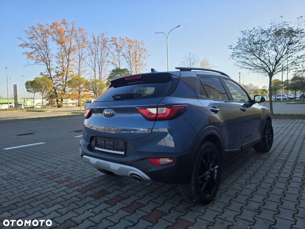 Kia Stonic - 16
