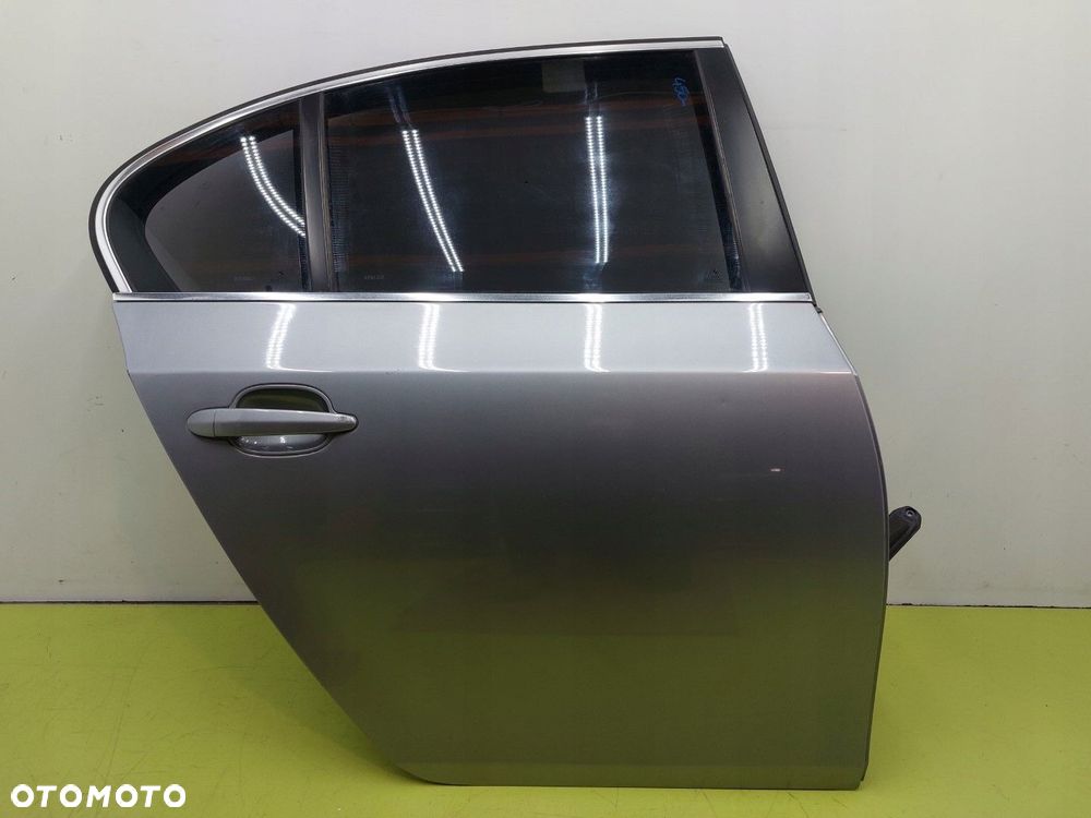 Drzwi tylne prawe tył BMW SERIA 5 E60 2003-2007 PRZED LIFT - 1