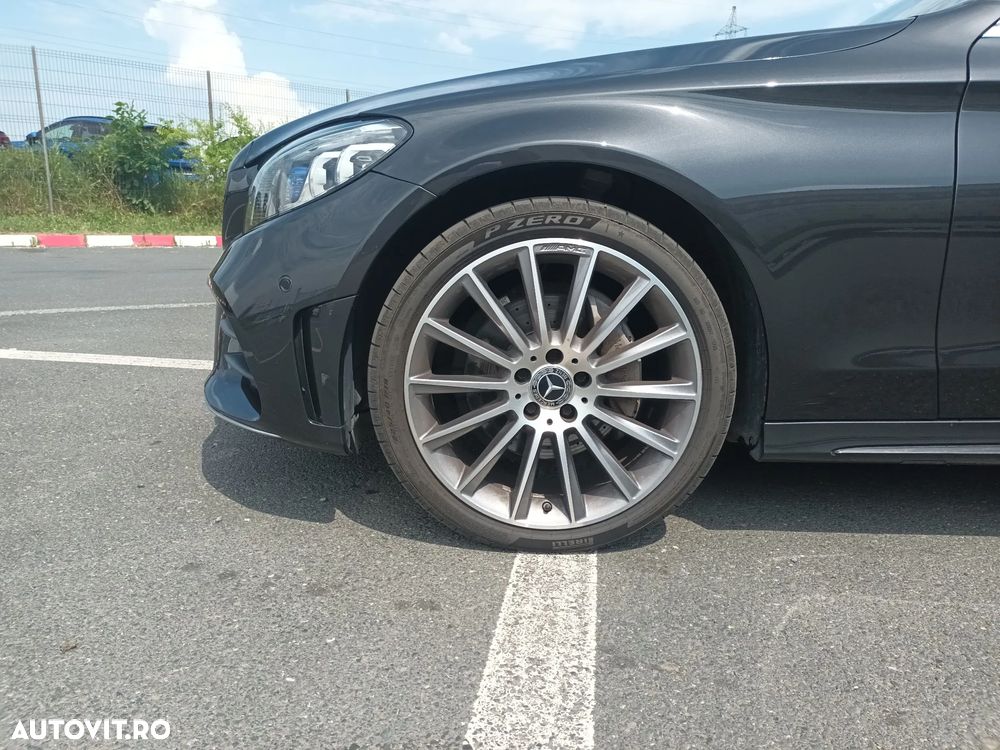 Mercedes-Benz C 220 d 4MATIC 9G-TRONIC AMG Line - 29
