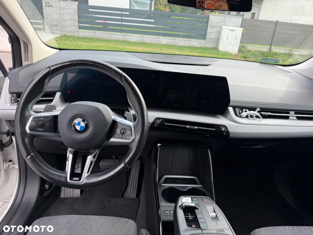 BMW Seria 2 218d sport - 12