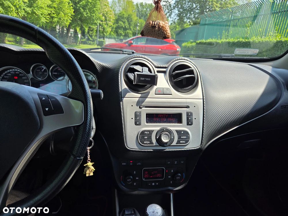 Alfa Romeo Mito 1.4 MultiAir Distinctive - 19