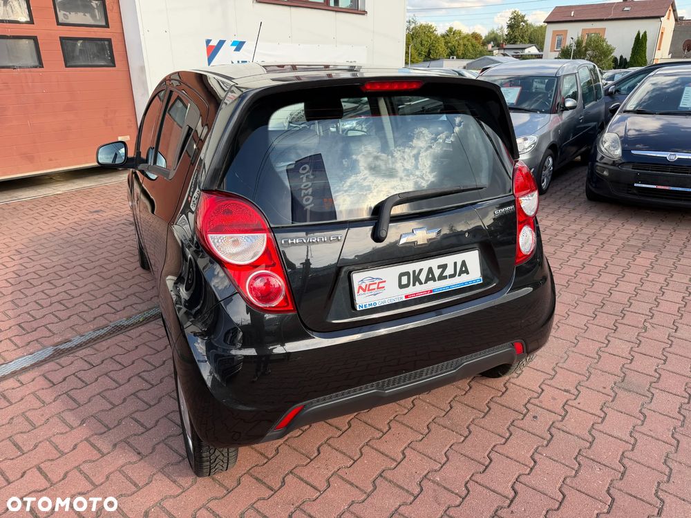 Chevrolet Spark 1.0 Base - 7