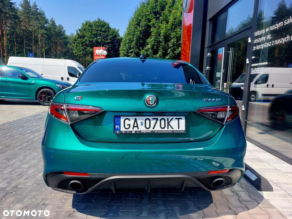 Alfa Romeo Giulia 2.0 Turbo Tributo Italiano Q4 - 4