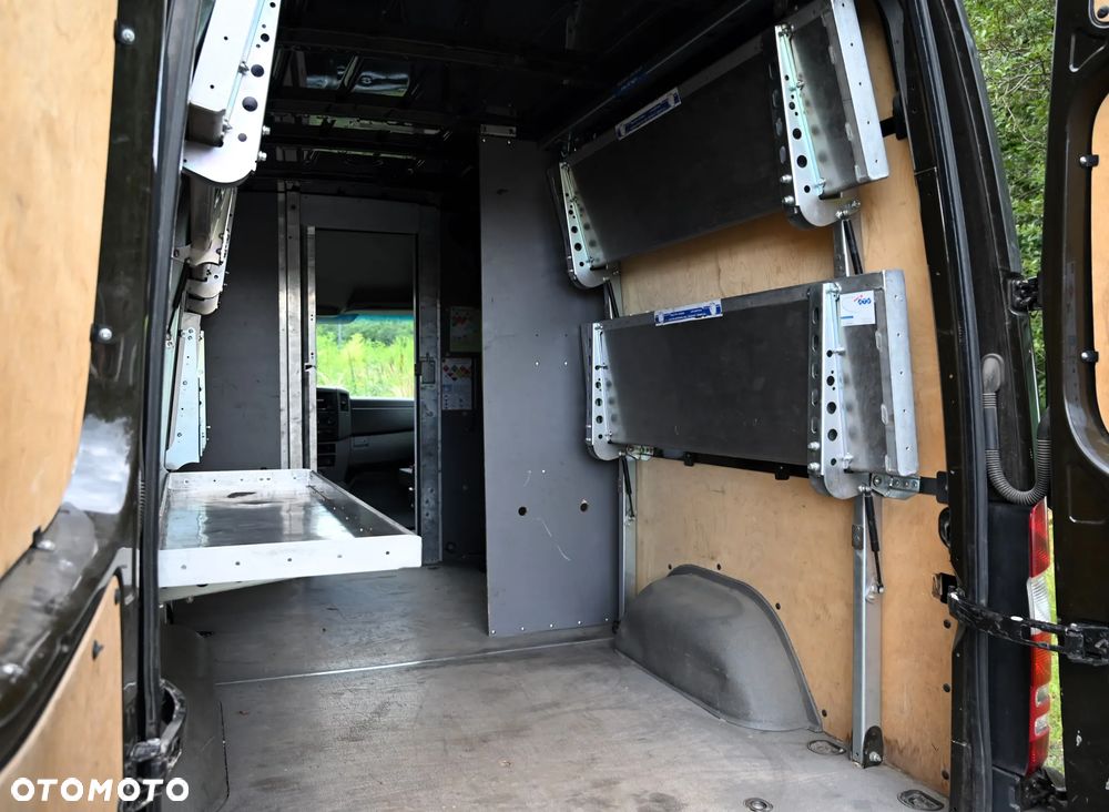 Mercedes-Benz Sprinter - 17