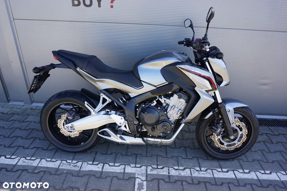 Honda CB - 2