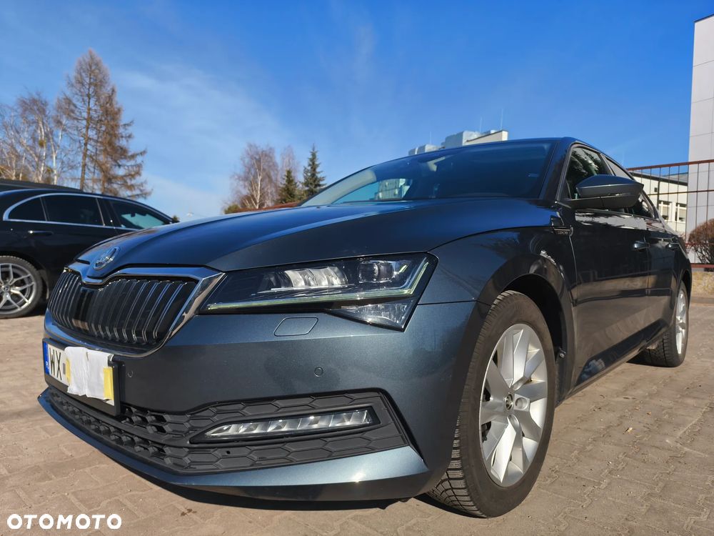Skoda Superb ver-2-0-tdi-ambition - 1
