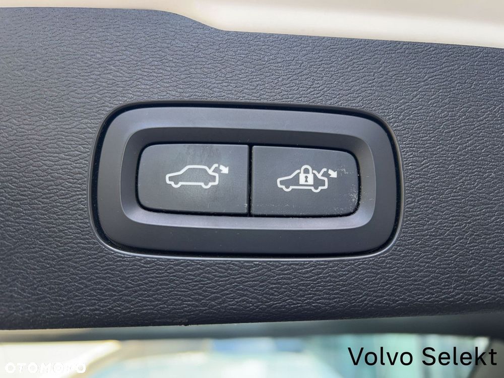 Volvo V60 Cross Country - 20