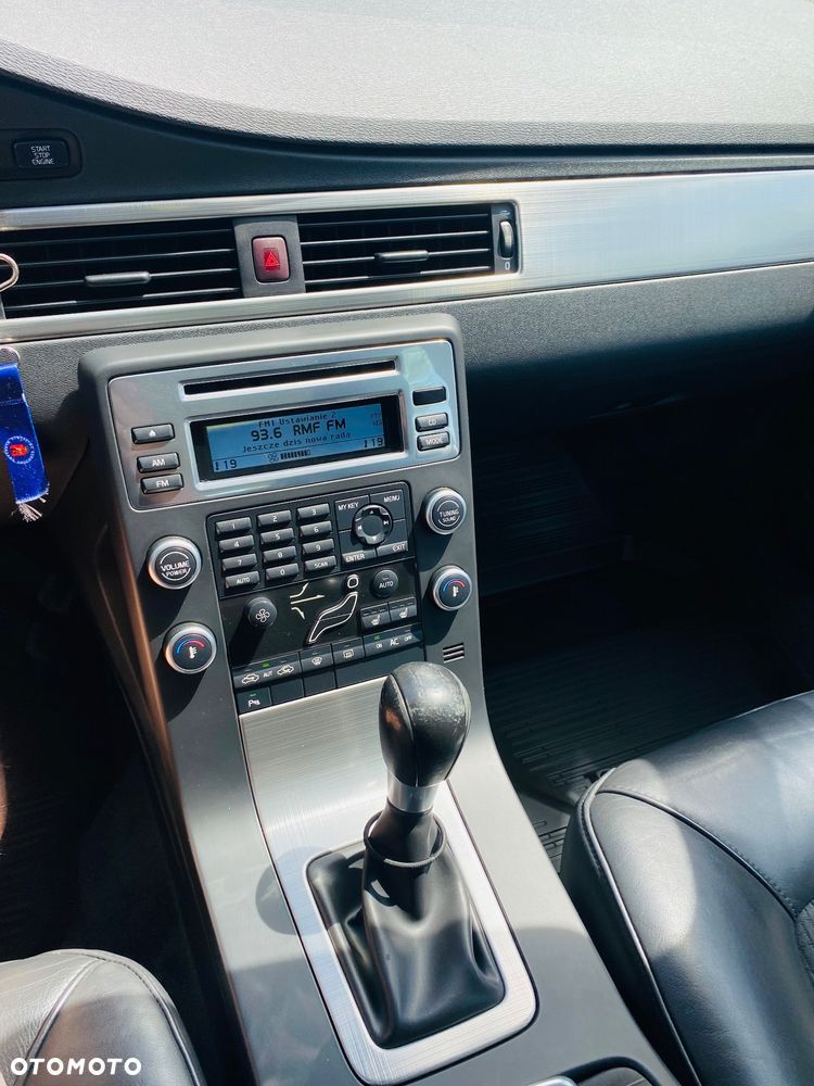 Volvo V70 2.0 - 8