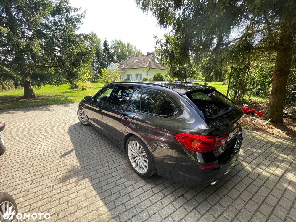 BMW Seria 5 520d xDrive Luxury Line sport - 18