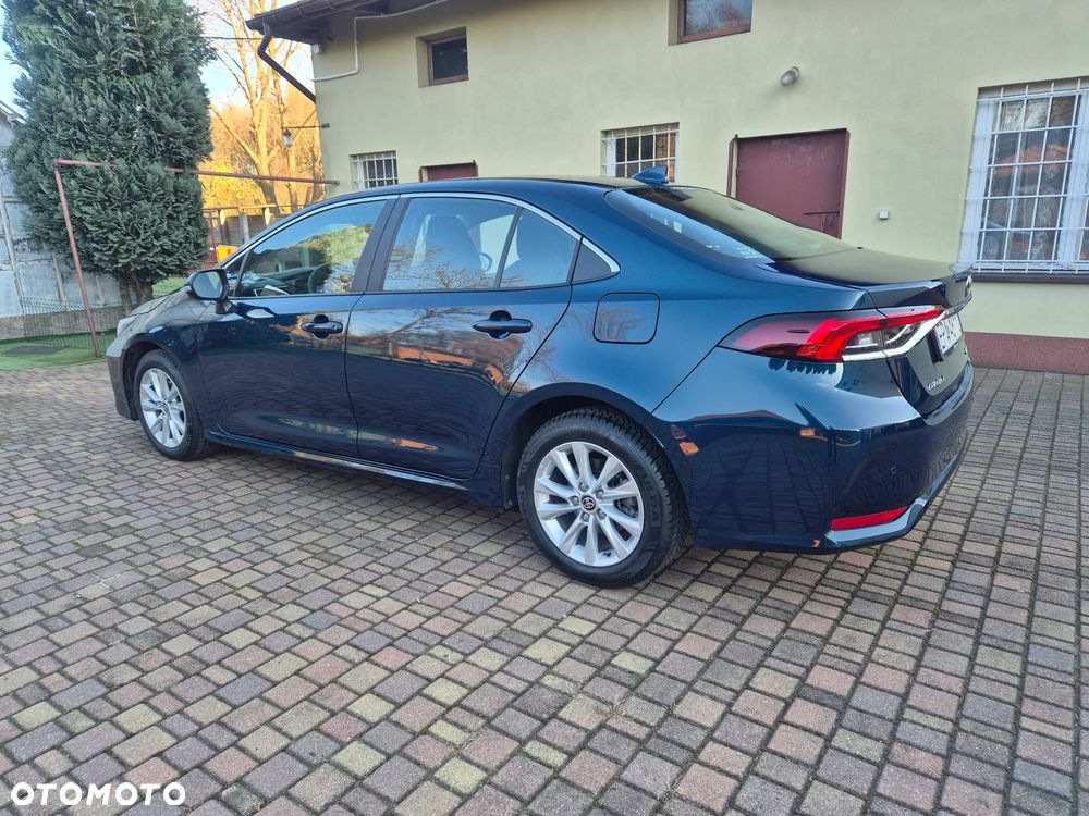 Toyota Corolla 1.8 Hybrid Executive - 11