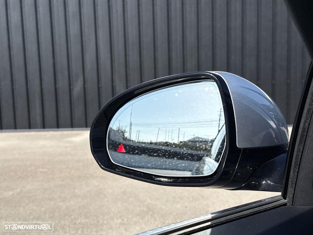 Mercedes-Benz E 300 de Avantgarde - 17
