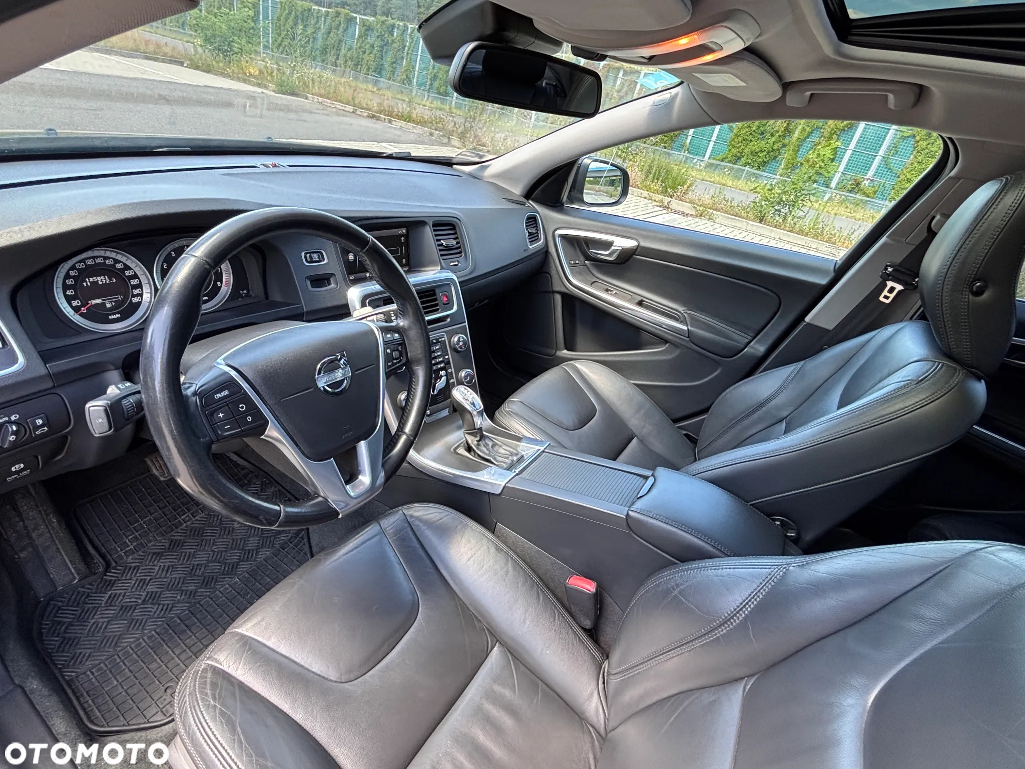 Volvo S60 2.5 T5 - 12
