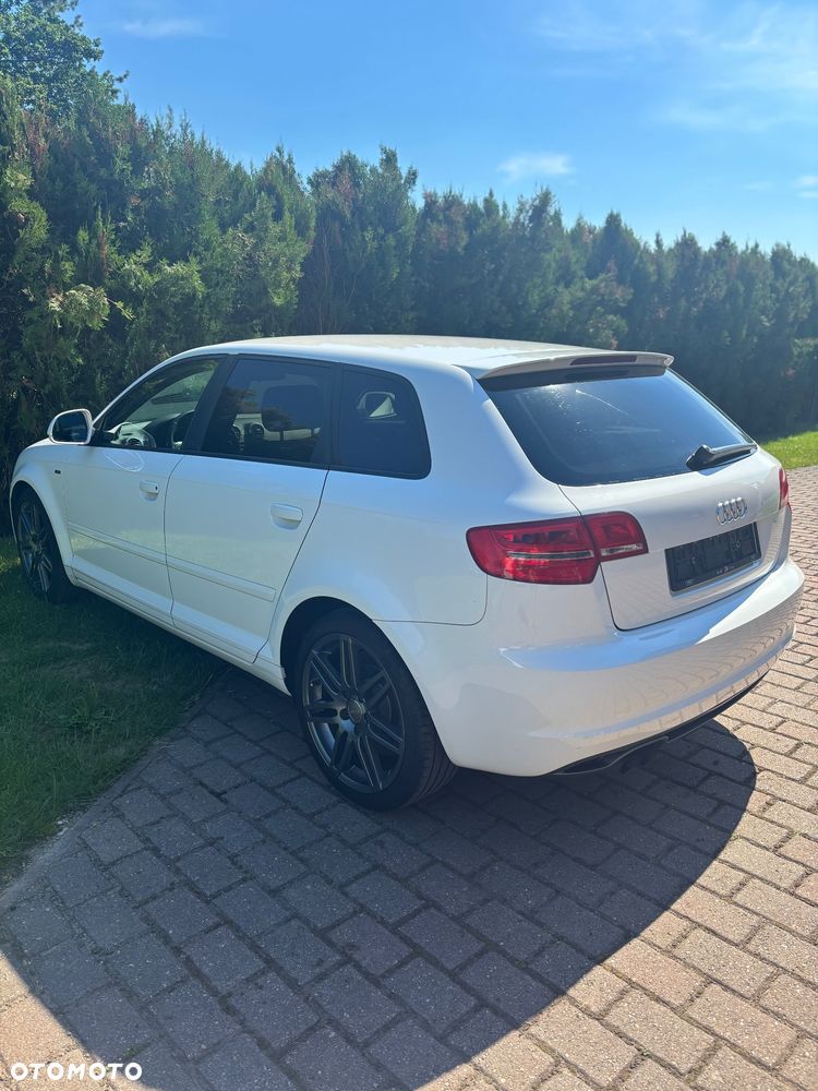 Audi A3 Sportback 1.4 TFSI S Line Sportpaket plus - 4