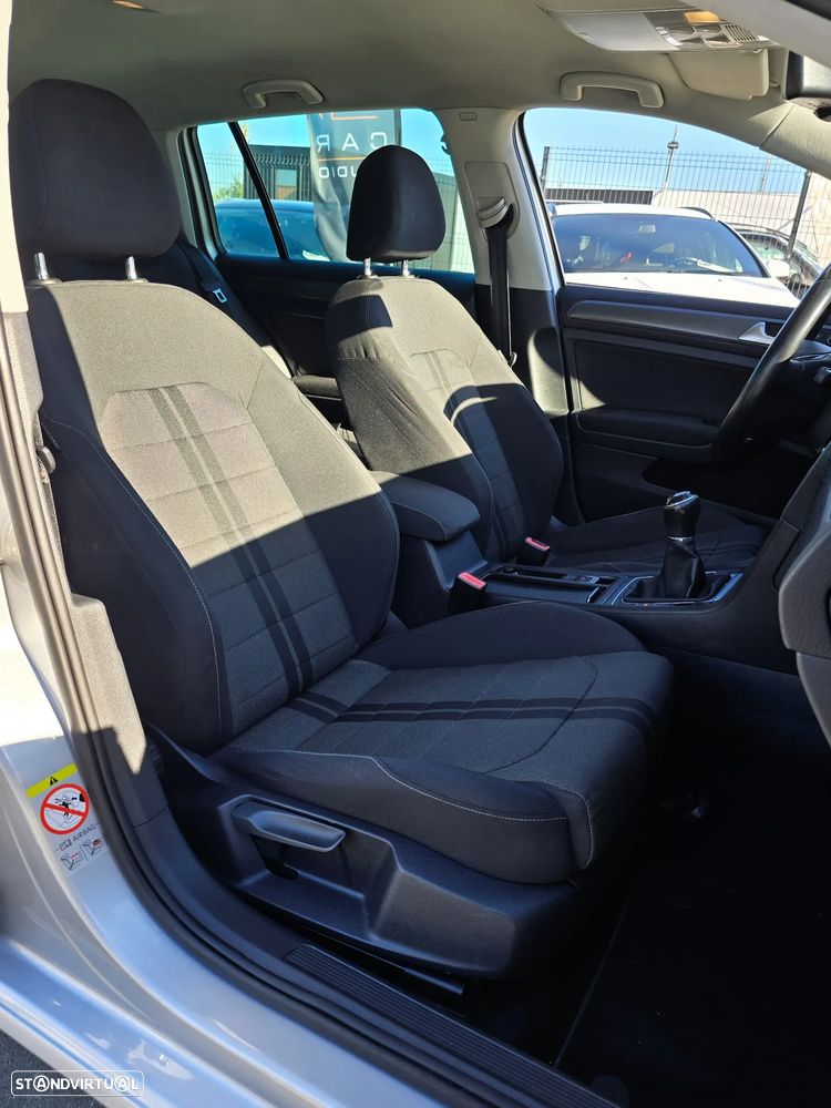 VW Golf Variant 1.6 TDi Highline - 13