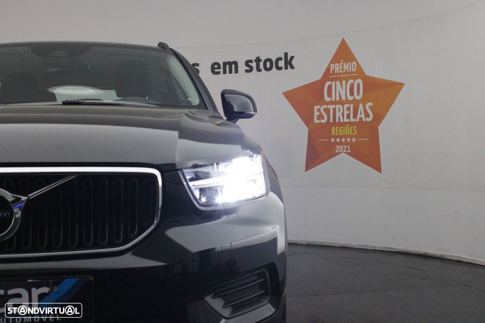 Volvo XC 40 1.5 T2 Momentum Core — fotografia 34