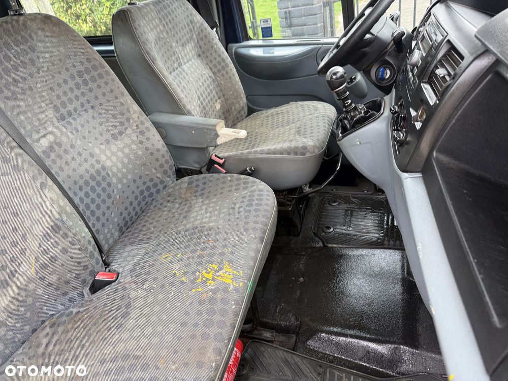 Ford Transit - 4