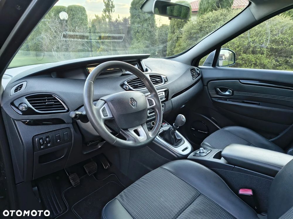 Renault Scenic Energy dCi 110 S&S Bose Edition - 11